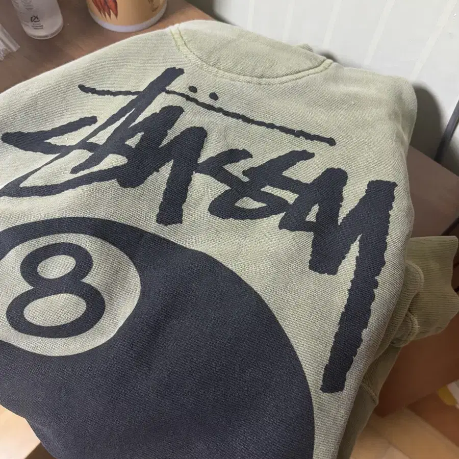 스투시 8볼 피그먼트 다이드 집 후드 올리브 (Stussy)