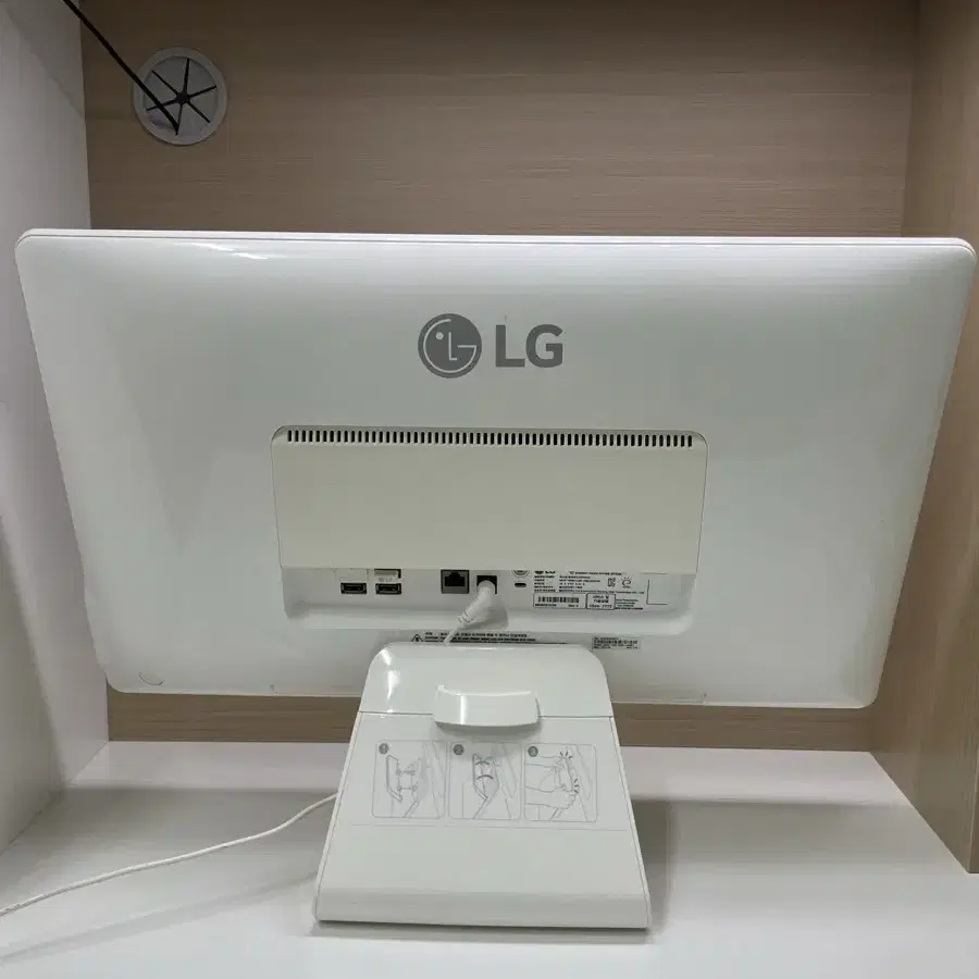 LG 퍼스널 컴퓨터 일괄. 데스크탑. 모니터