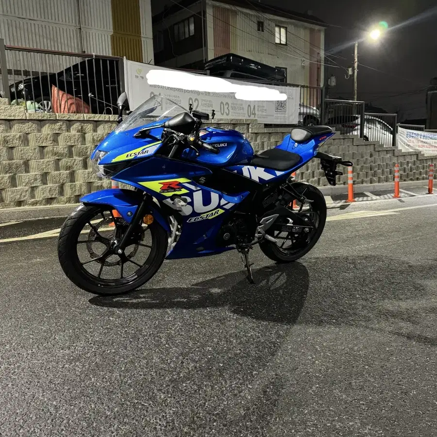 스즈키 gsx-r125 23년식 11@@@ 블루 팝니다