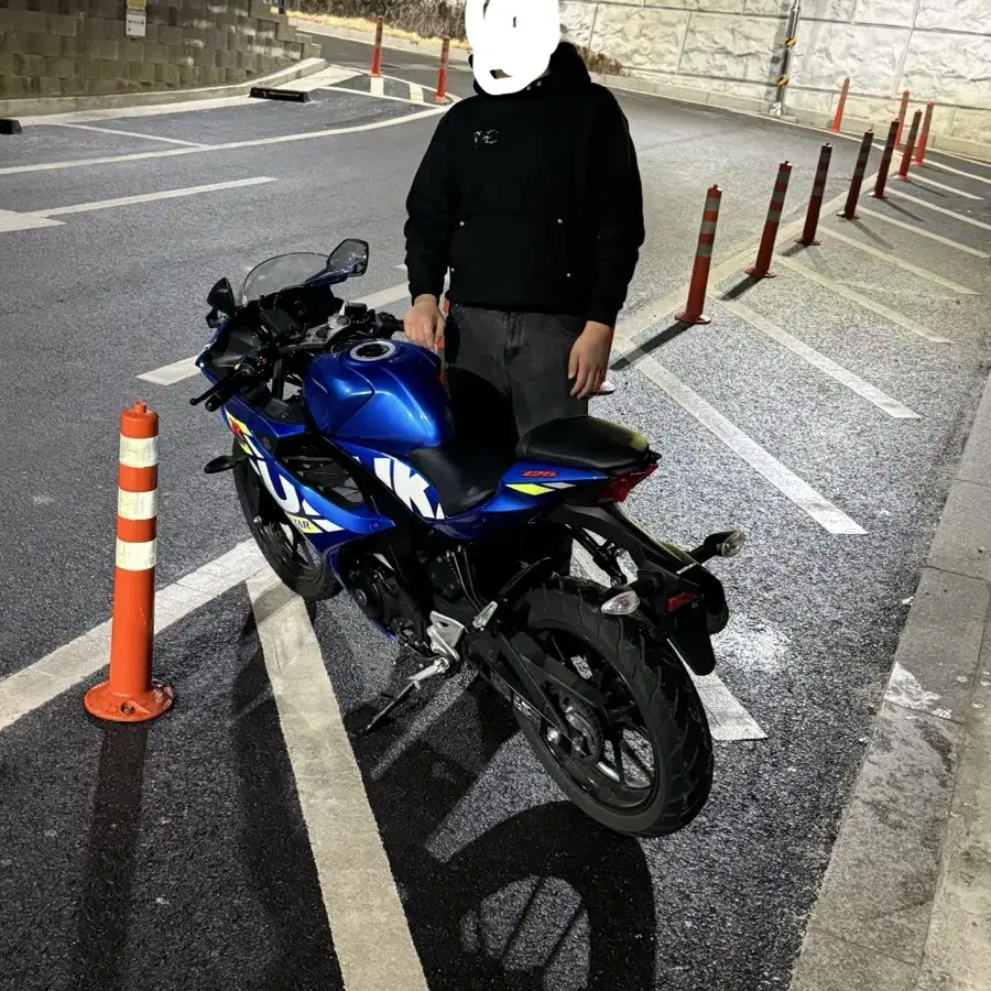 스즈키 gsx-r125 23년식 11@@@ 블루 팝니다