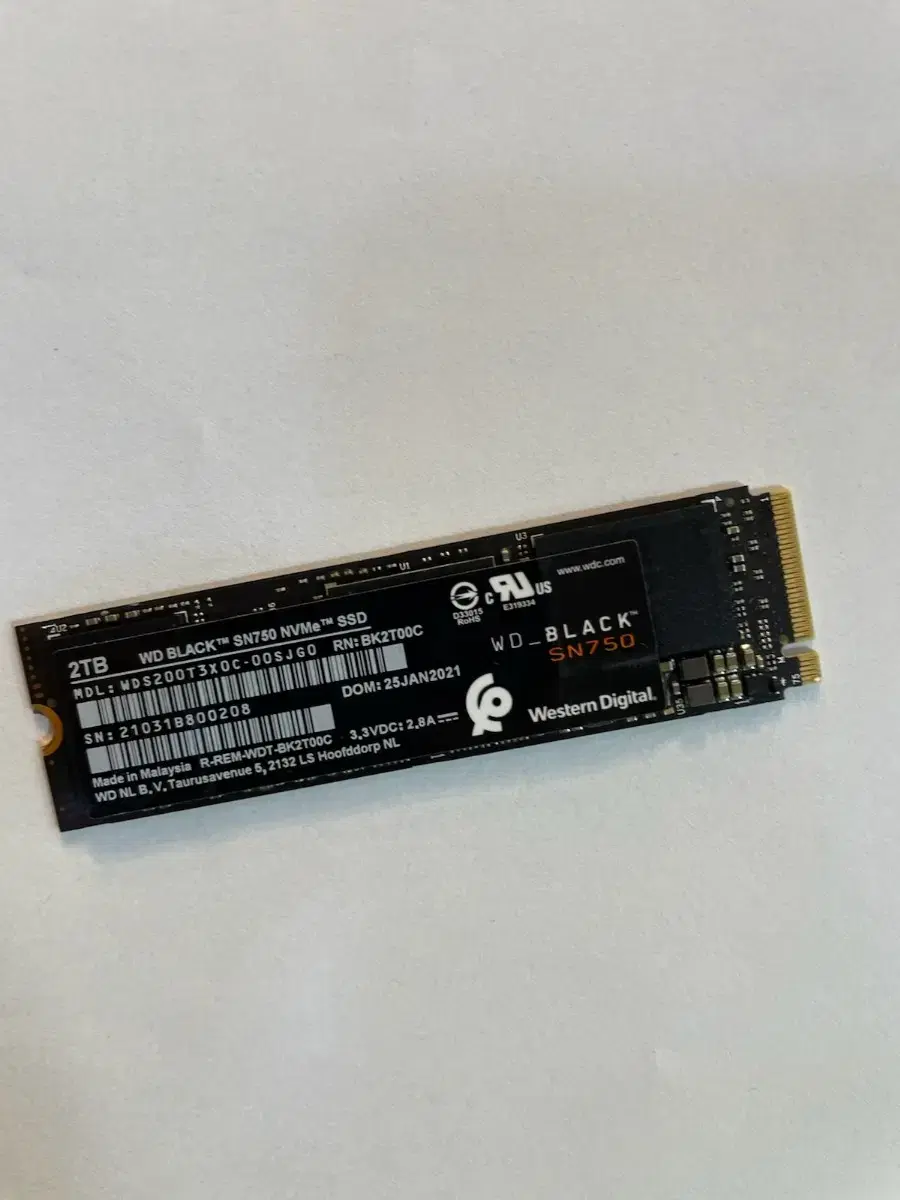 WD BLACK SN750 M2 NVMe (2TB) 중고