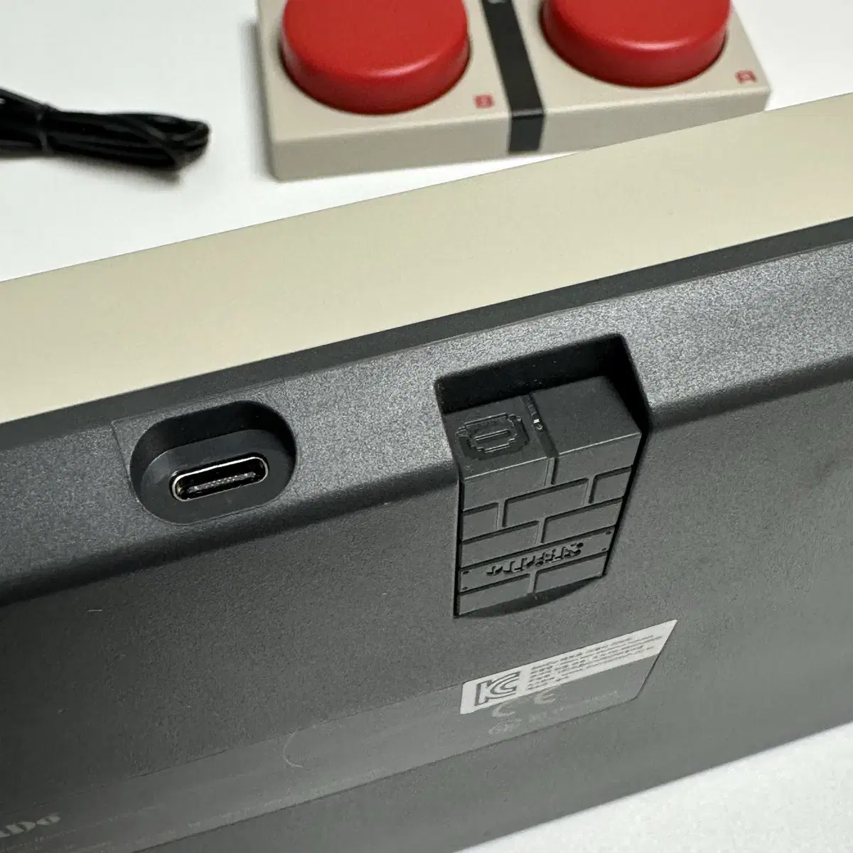 8bitdo 닌텐도 패미콤 레트로 기계식 키보드