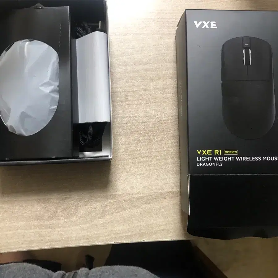 잠자리 마우스 (vxe r1 se+)