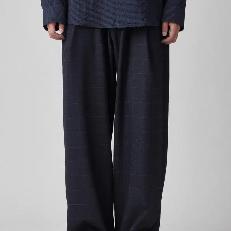 해칭룸 바지 2사이즈 (Deep Pleats Trousers)