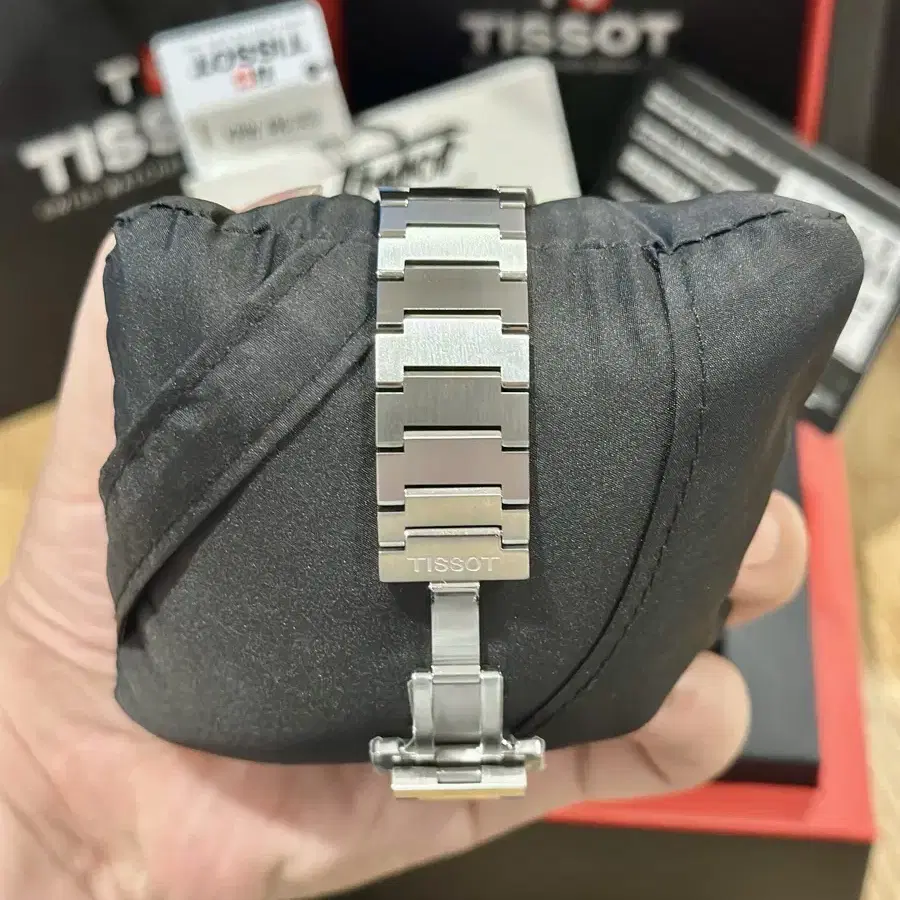 새상품)Tissot 티쏘 PRX 디지털 40mm 쿼츠 블랙&실버