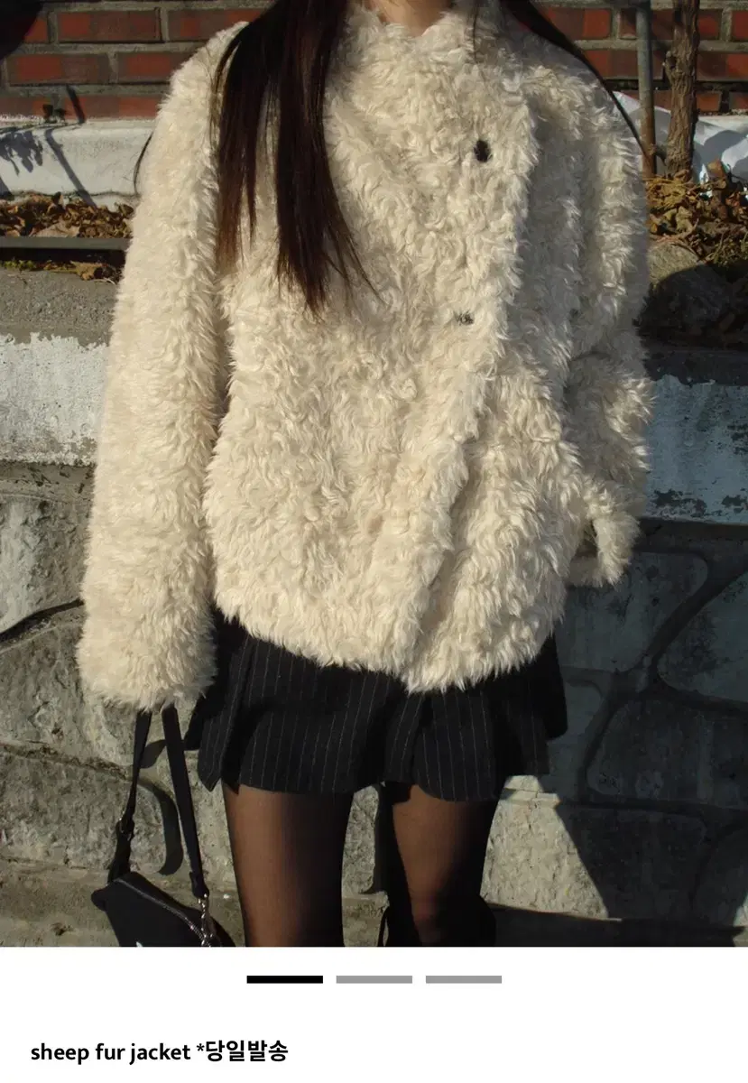 Sheep fur jacket 이워캐비넷