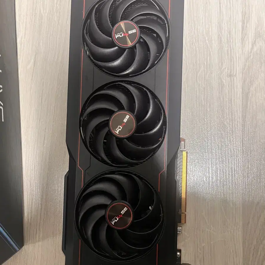 사파이어 라데온 rx6800xt 그래픽카드 풀박스 판매