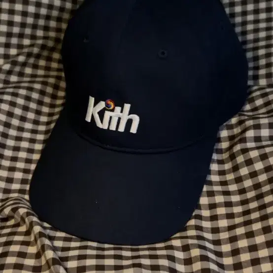 새상품 Kith 서울 볼캡