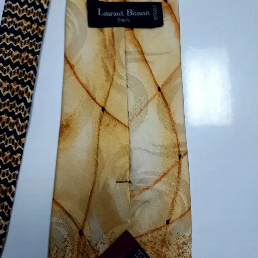 Laurant Benon 100% silk 넥타이