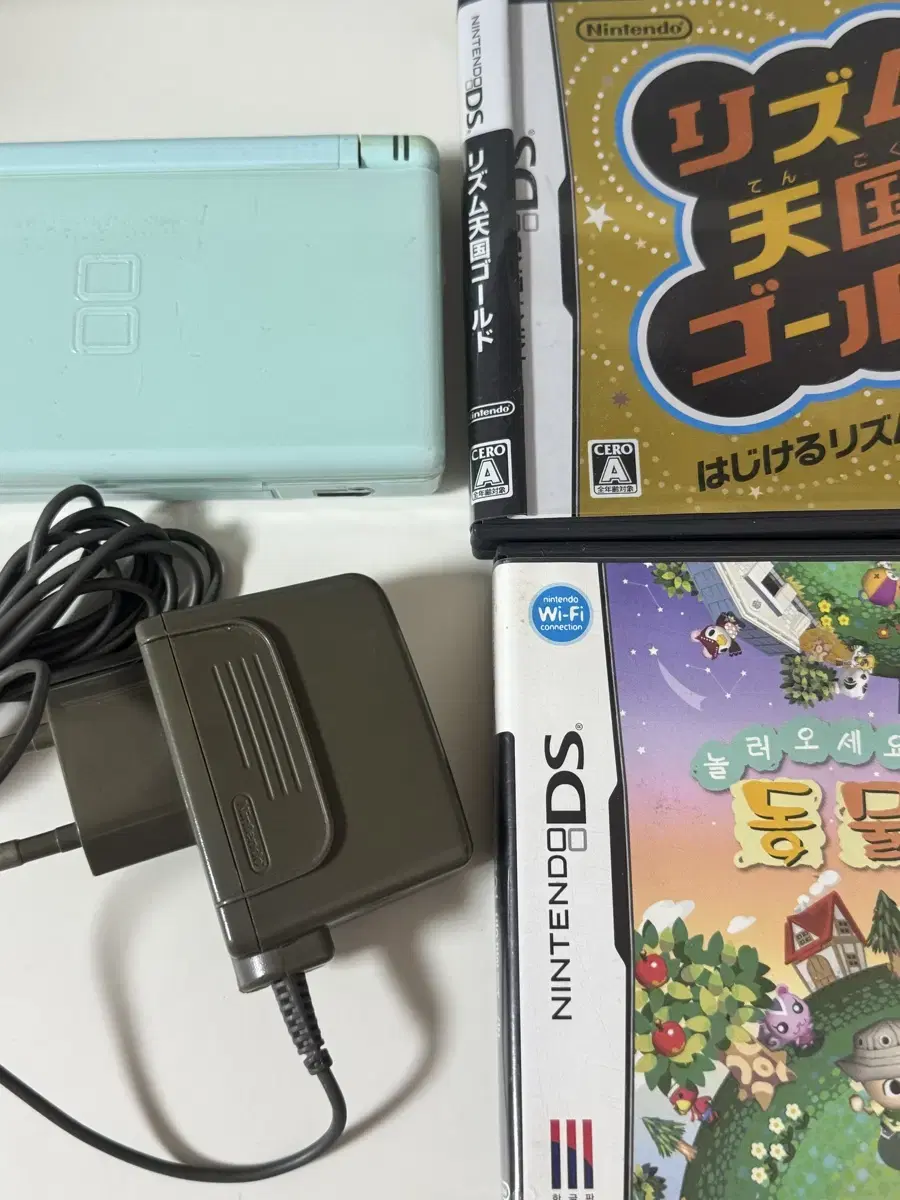 닌텐도 ds lite + 놀동숲 칩 + 리듬세상 일본어판