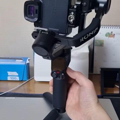 (ONE) DJI RS3 MINI 짐벌 + 스몰리그 마운트 플레이트