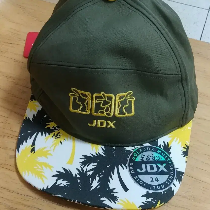 JDX 모자. 새상품. 원가 6.8 택 부착.!!!