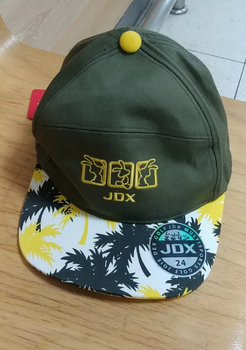 JDX 모자. 새상품. 원가 6.8 택 부착.!!!