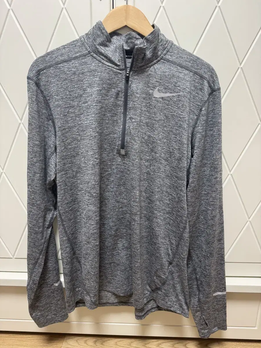 Nike Zip-Up Running T-Shirt Half-Zip (L) Package