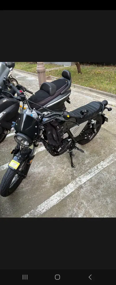 23년식부캐너 125cc 오토바이팝니다