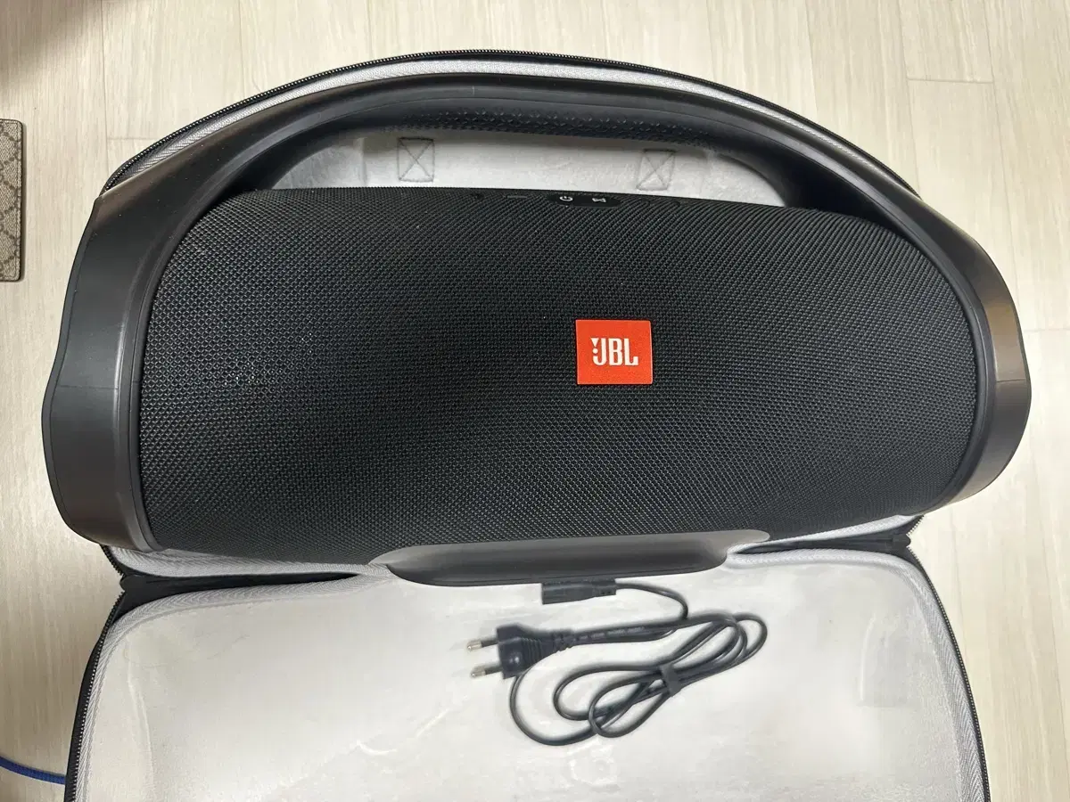 JBL Boombox 휴대용 블루투스 스피커 1세대