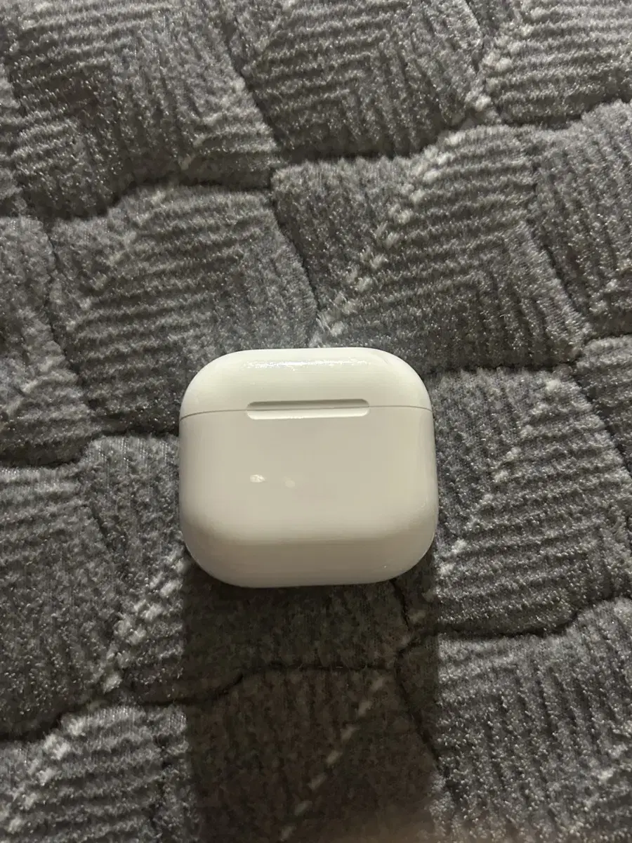 AirPods 4th Generation sell (Sold out)