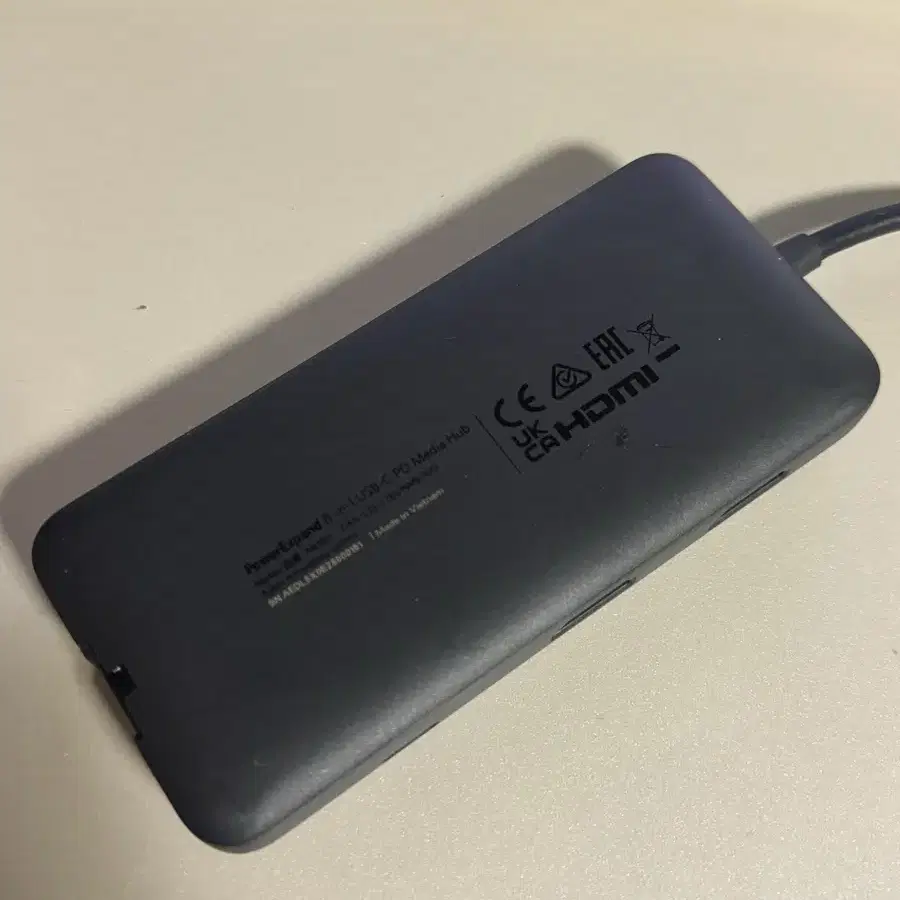 ANKER USB-C 8 in 1 허브