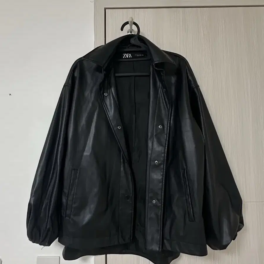 Zara Leather Shirt/ 자라 레더 셔츠