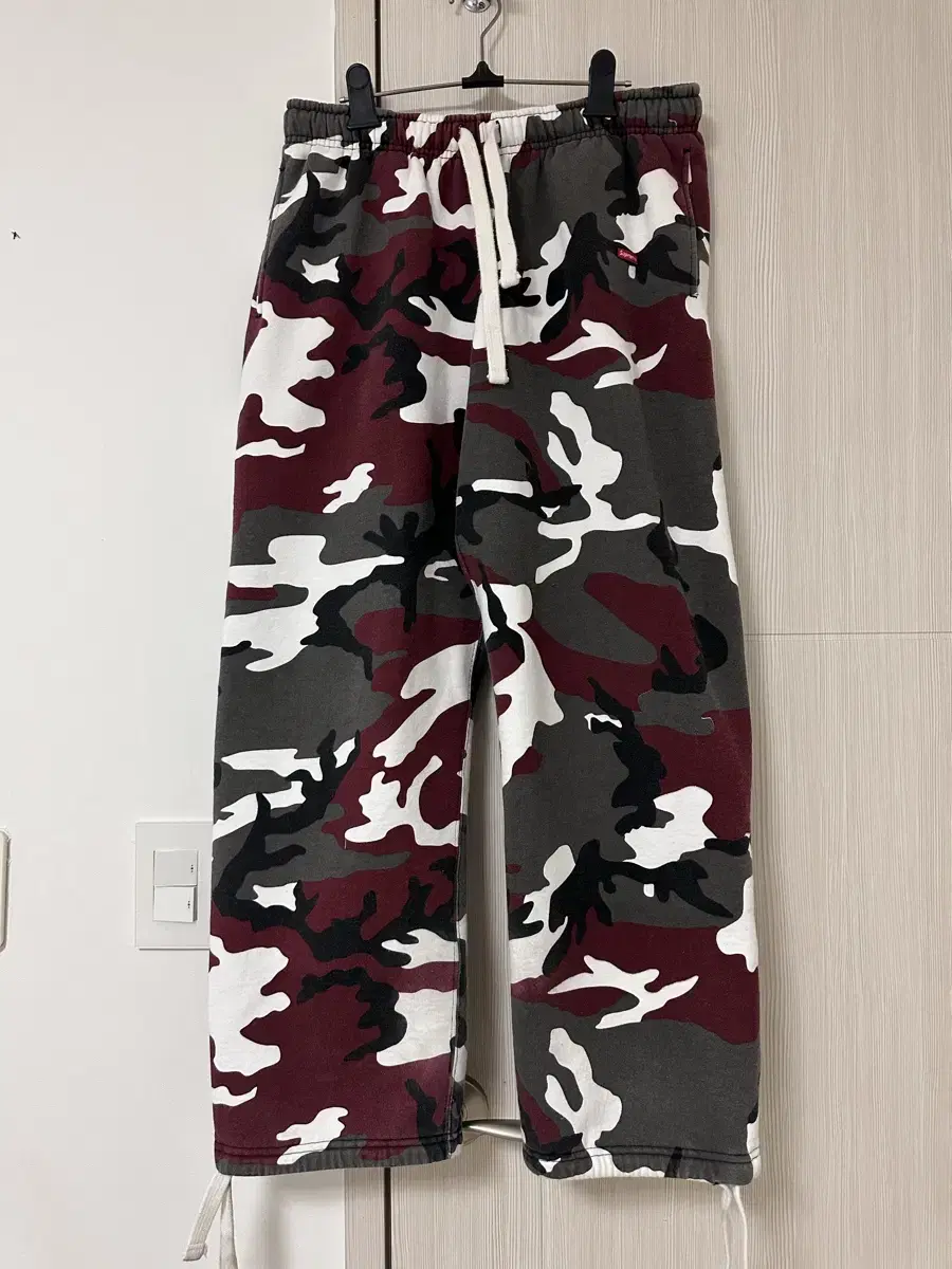 Supreme Camo Sweatpants/ 슈프림 카모 스웻팬츠