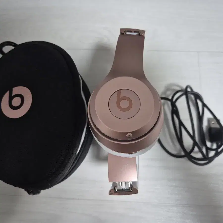 Beats Solo3 Wireless 헤드폰 로즈골드