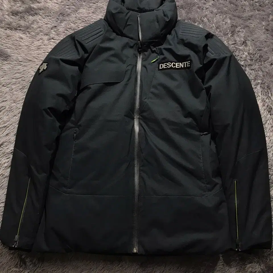 [L]@ 데상트(DESCENTE) F-360 덕다운