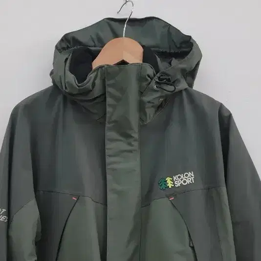 Kolon Sport 카키 바람막이  남 100 A430