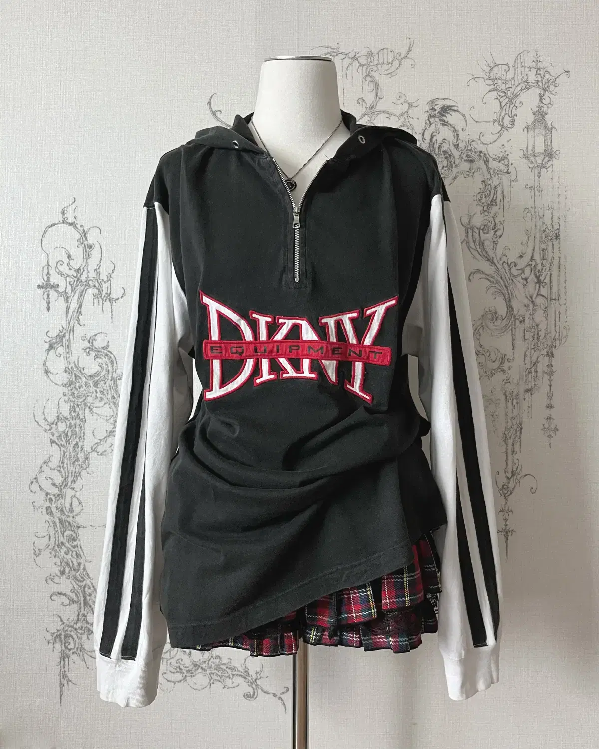 ( DKNY ) 90s big logo hood