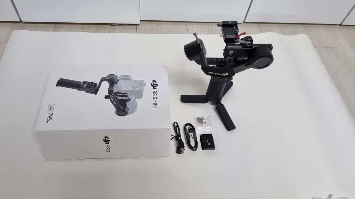 DJI RS 3 Mini 짐벌(완전새것)풀박구성