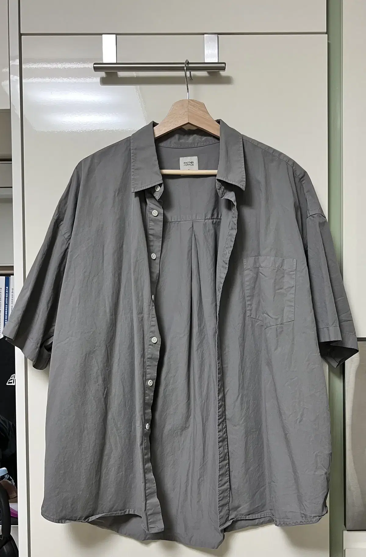 [01] 어나더오피스 Huge Garment Shirt(Concrete)