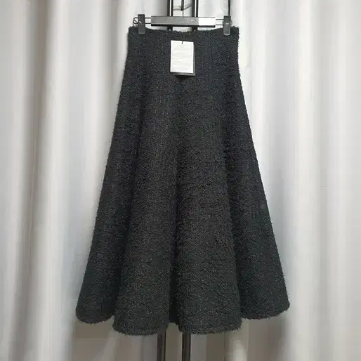 (New Products) THELAURENT The Laurent Pearl Tweed Full Skirt