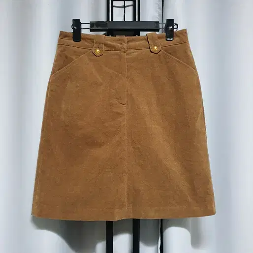 시엔느 제너 코듀로이 스커트 jenner goldish skirt