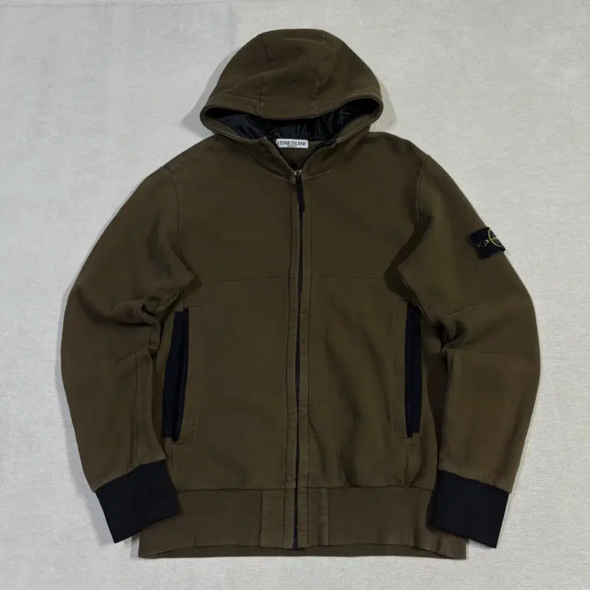 스톤아일랜드 (Stone Island) 후드티 L