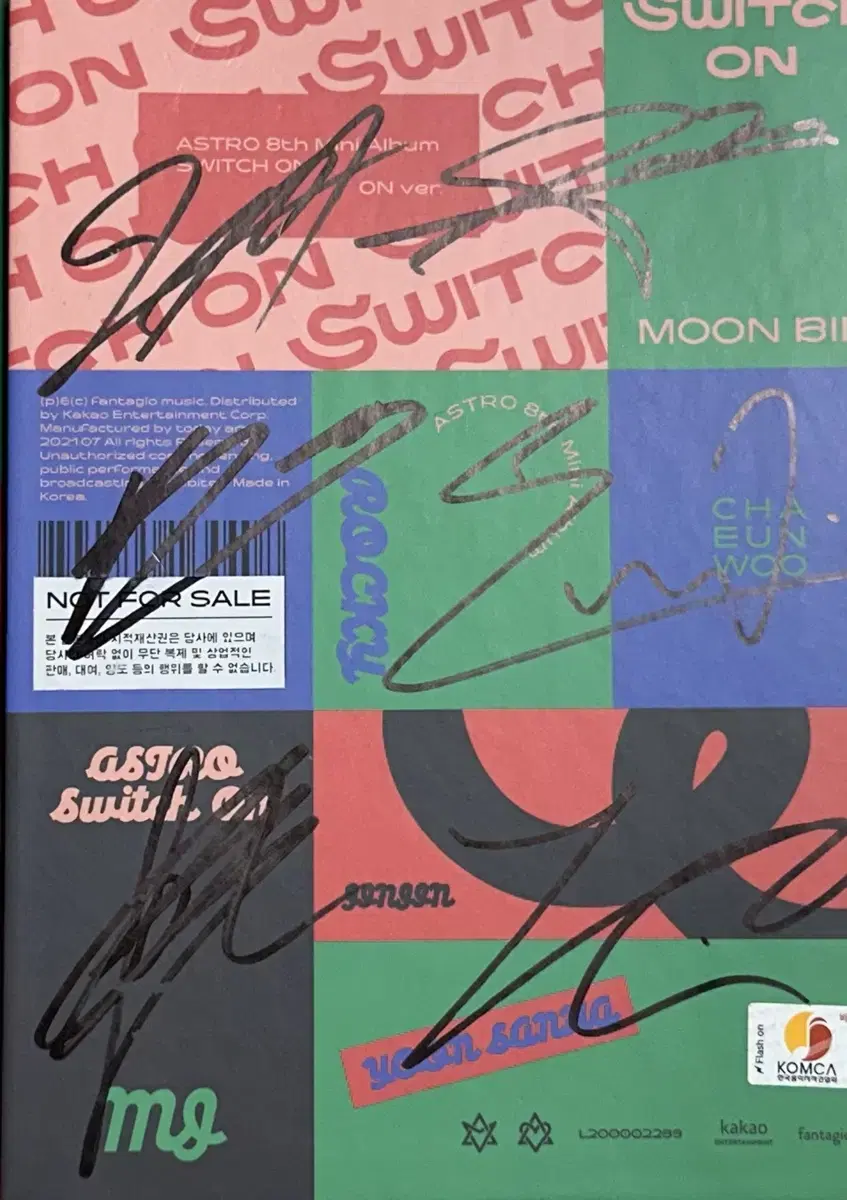 Astro SWITCH ON Sign Album + Autograph Message (inside)