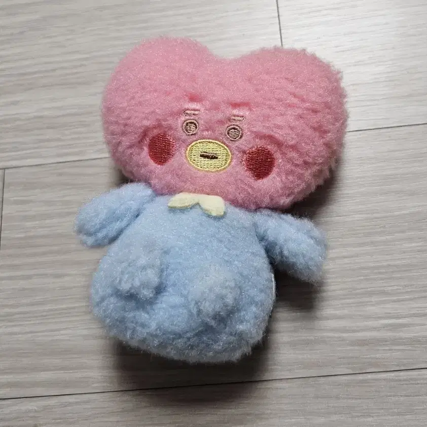 BT21 일본 한정 탓톤 타타