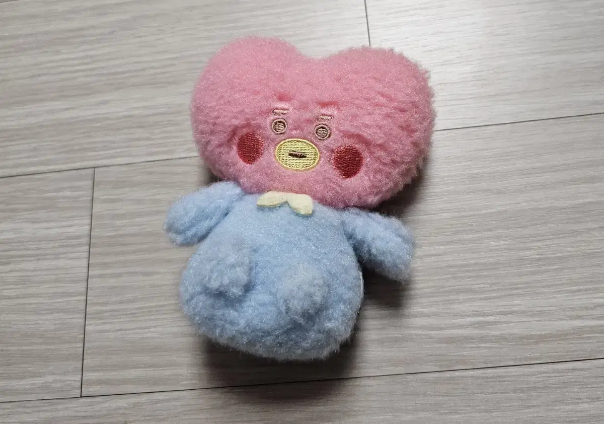 BT21 일본 한정 탓톤 타타