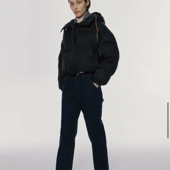 낫띵리튼 Pebble cropped puffer (Dark navy)