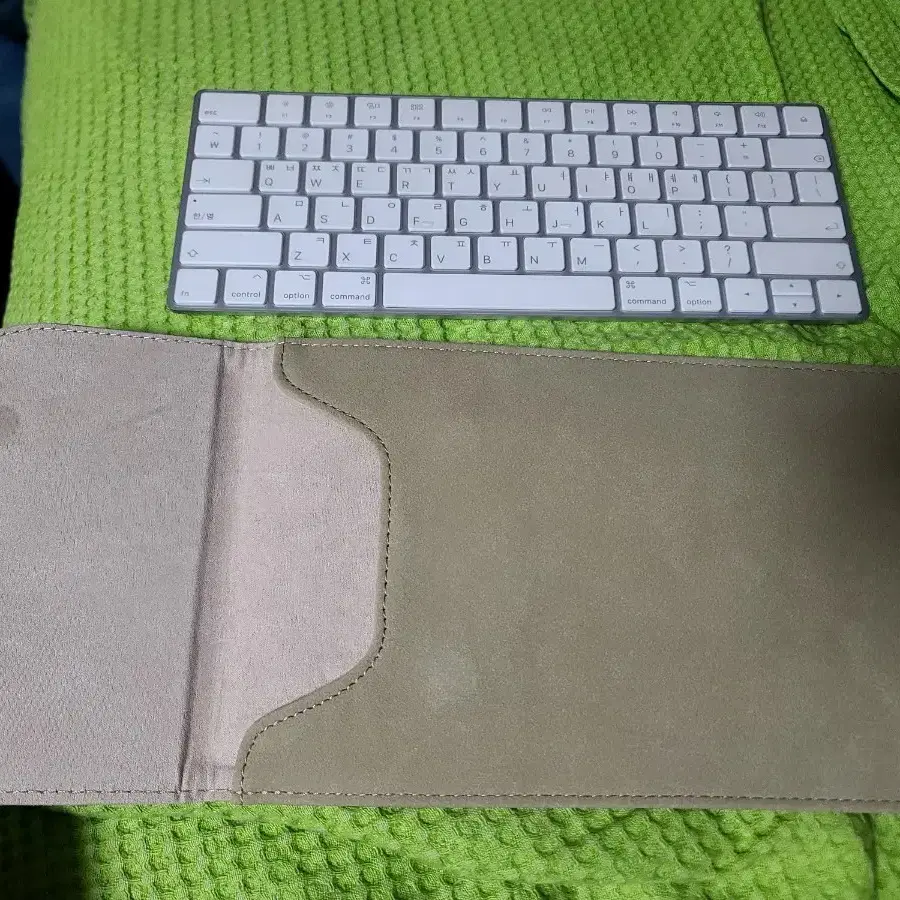 Apple Silicon 장착 Mac용 MagicKeyboard To