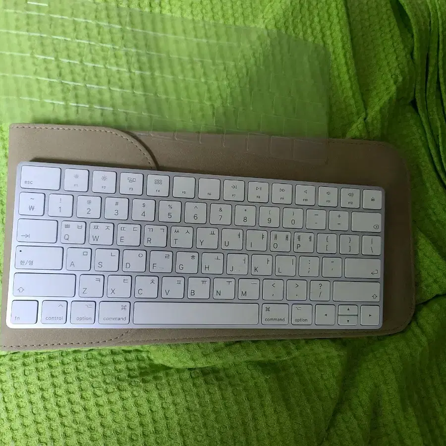 Apple Silicon 장착 Mac용 MagicKeyboard To