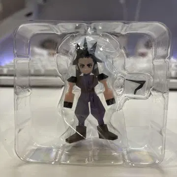 삭스 페어 피규어