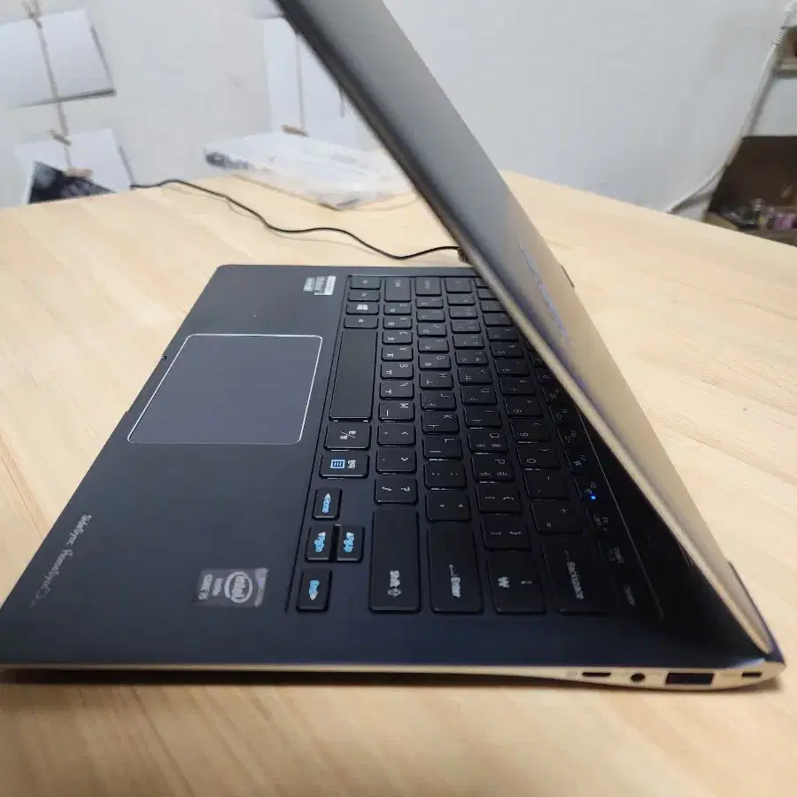 삼성 Ultrabook 노트북 nt940x3g-k54 (13.3인치)