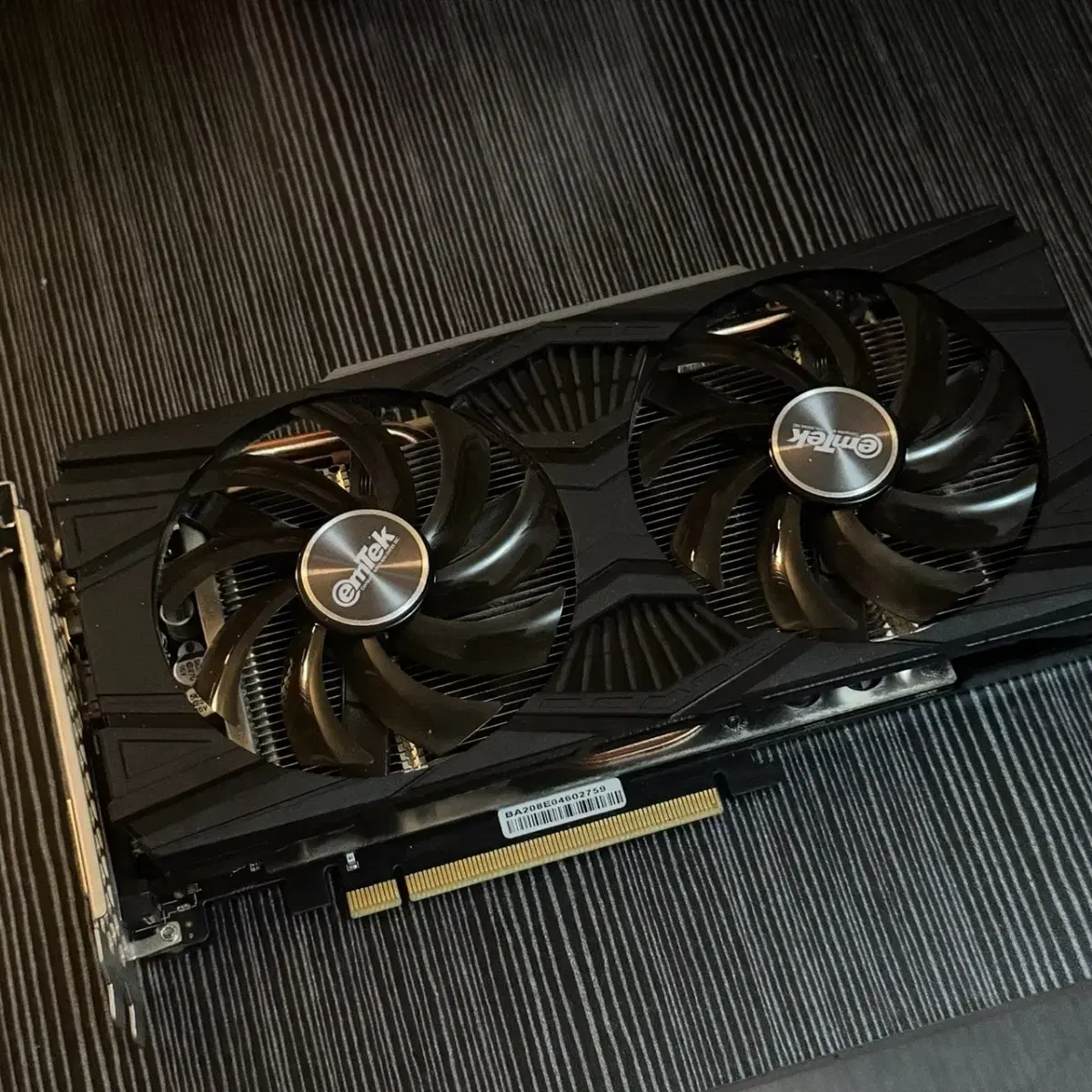 GTX 1660s 그래픽 카드 판매합니다