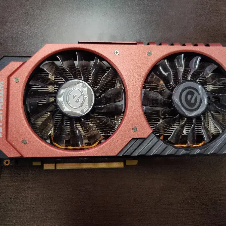 이엠텍 GTX 960 Jetstream 2GB GDDR5