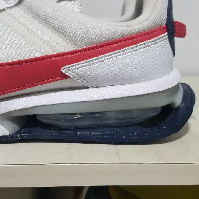 택포 260-265 최상 NIKE AIR-MAX 정품 경량 왕쿠션 운동화