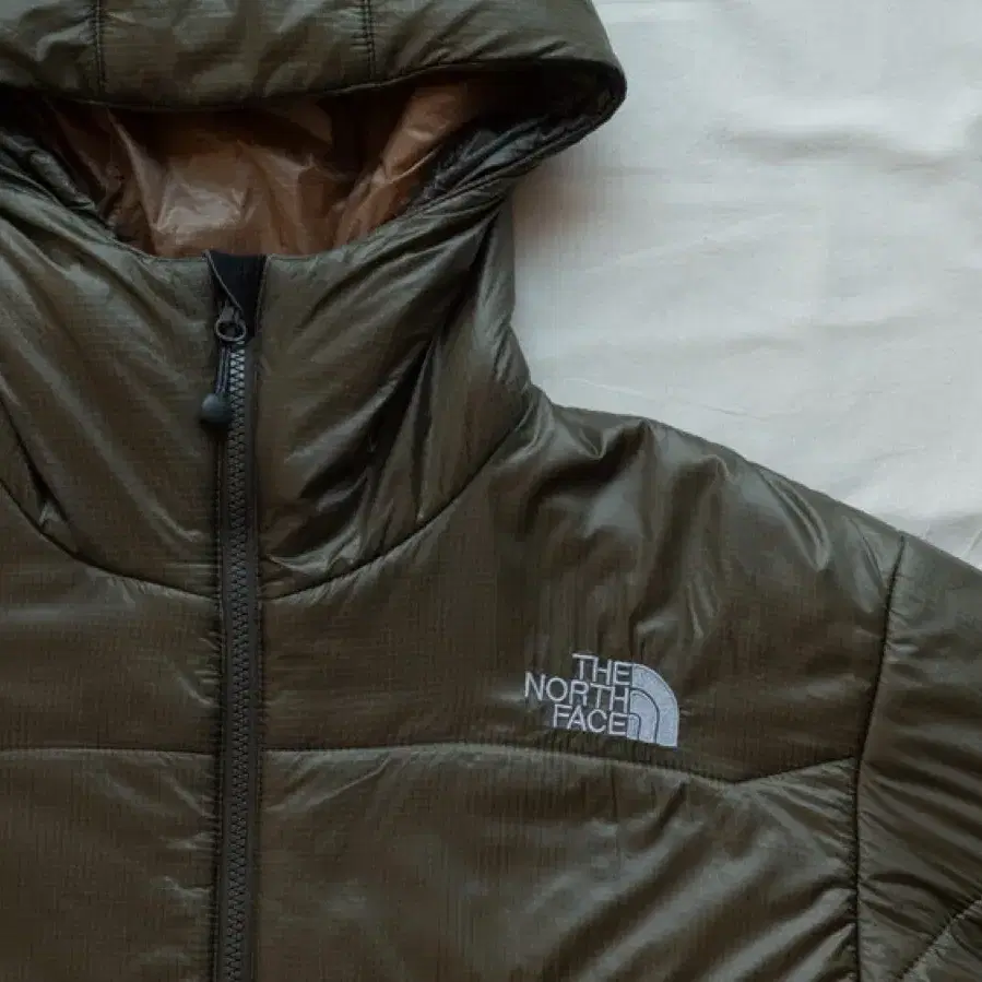 THE NORTH FACE PRIMALOFT 후드 패딩