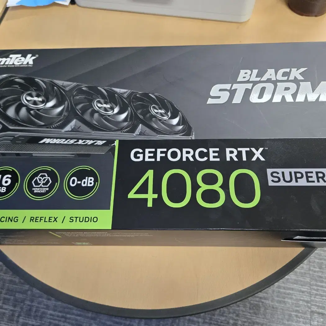 이엠텍 RTX 4080 Super 블랙스톰 OC D6X 16GB 팝니다