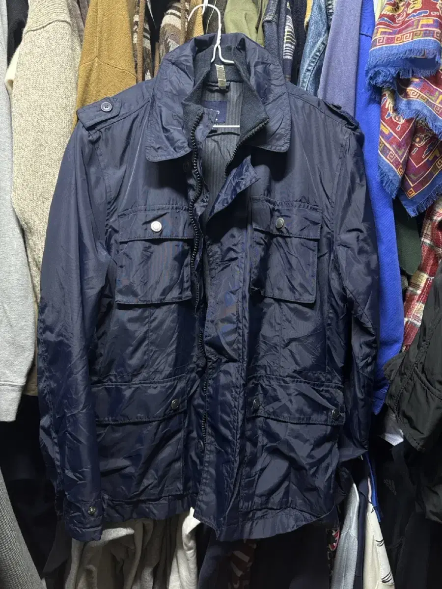 Gap Gap Multi Pocket, Field Jacket Nylon 103 L size Quick sale /Levi's/