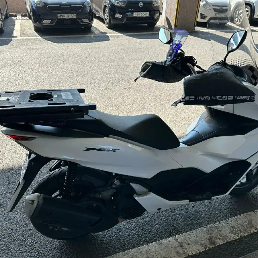 23년식 pcx125 팔아요