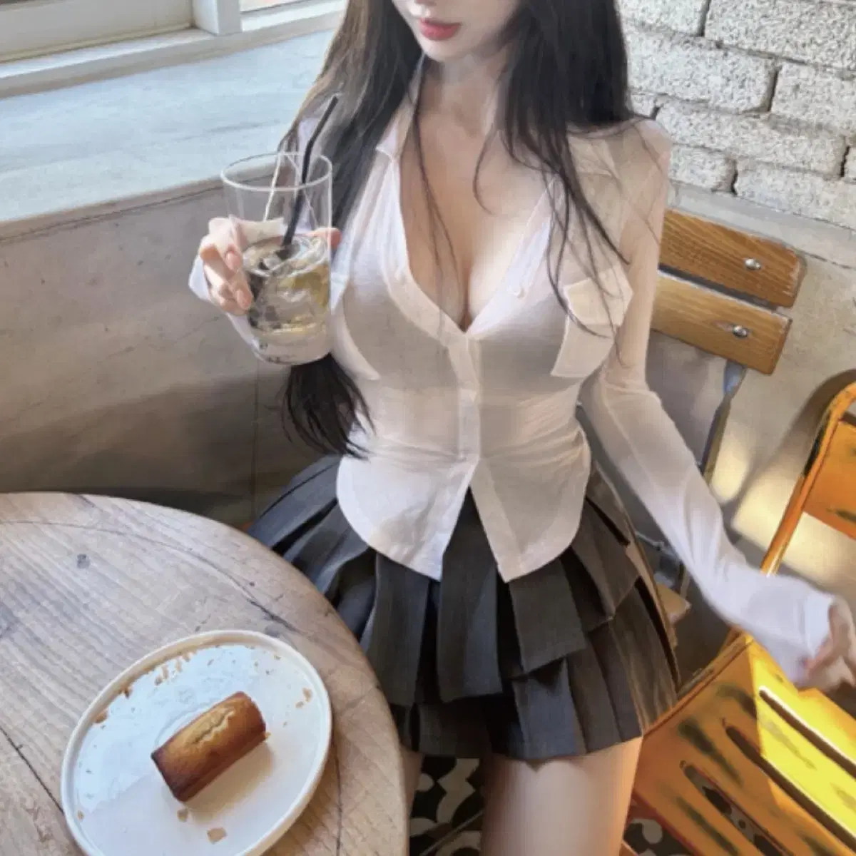 순느 포켓 카라 셔츠티 청순섹시 오피스st 블랙