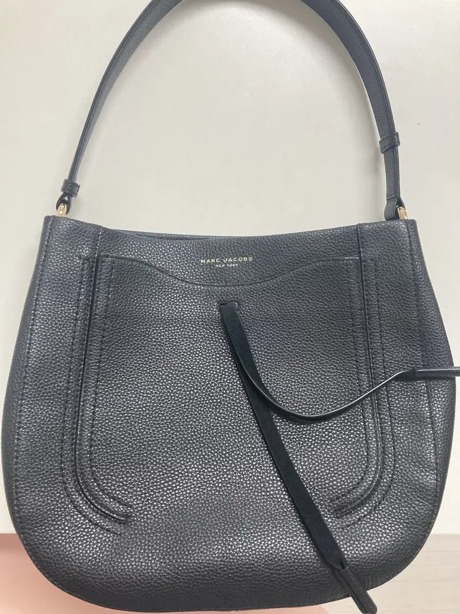 Mark Jacobs hobo bag for sale (grade A) Tax-free